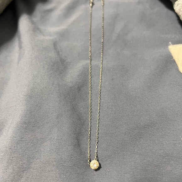 Silver Swarovski Necklace - Picture 3 of 3